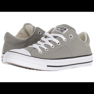 Chuck Taylor Converse